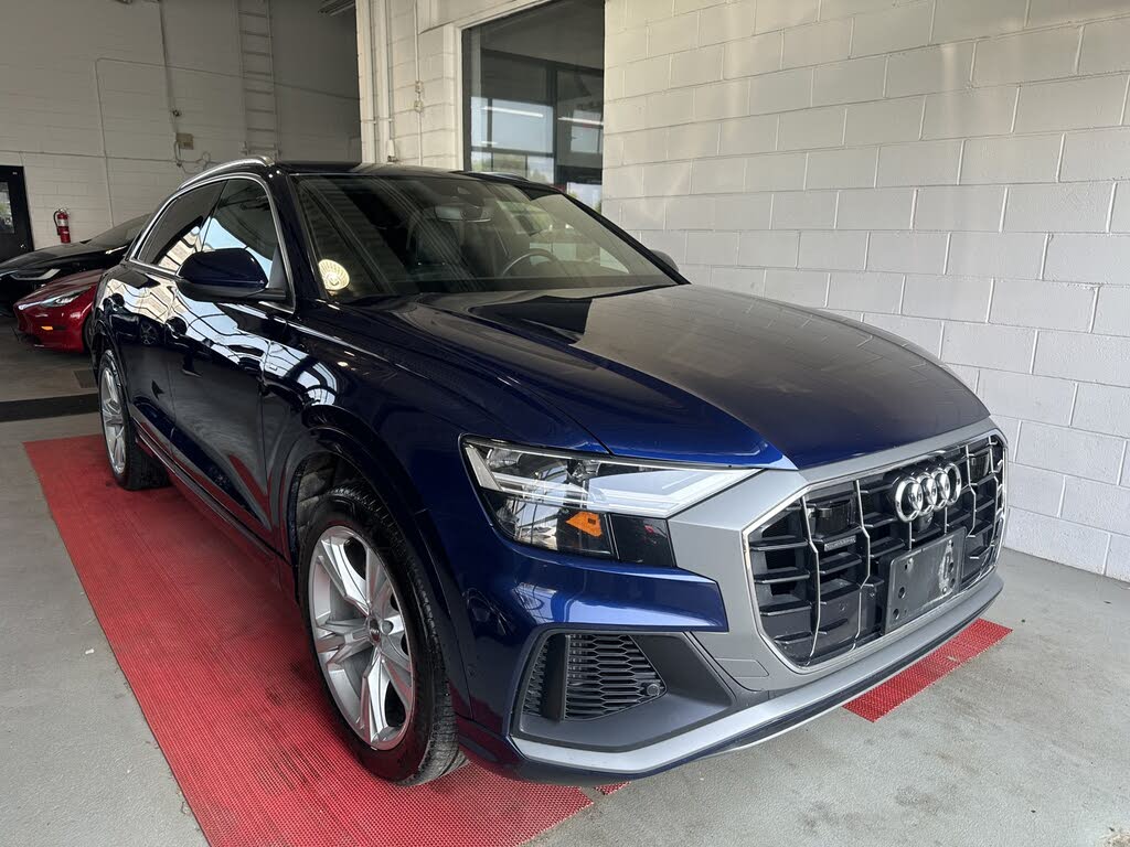 2019 Audi Q8 quattro Progressiv 55 TFSI