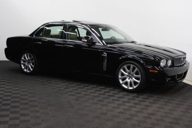 2008 Jaguar XJ-Series XJ8 RWD