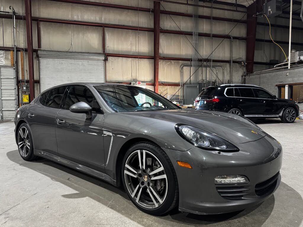 2013 Porsche Panamera 4