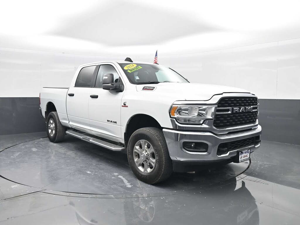 2024 RAM 2500 Big Horn Crew Cab 4WD