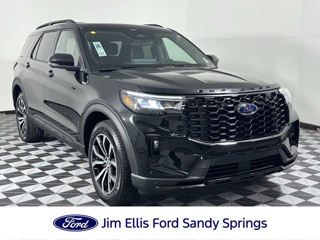 2025 Ford Explorer ST-Line AWD