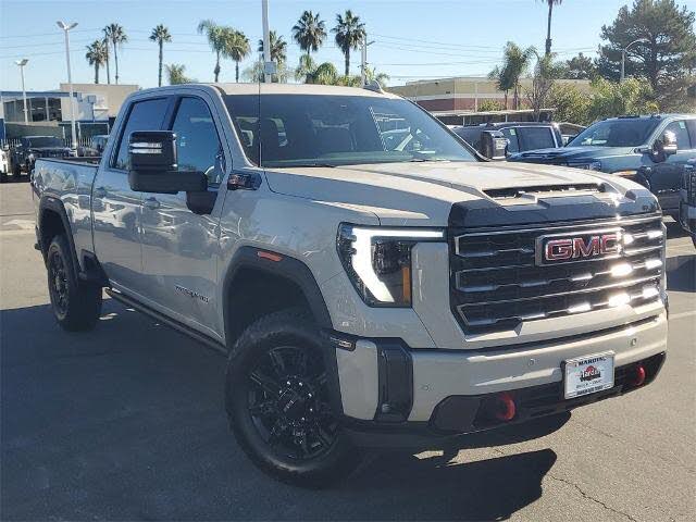 2026 GMC Sierra 2500HD AT4 Crew Cab 4WD