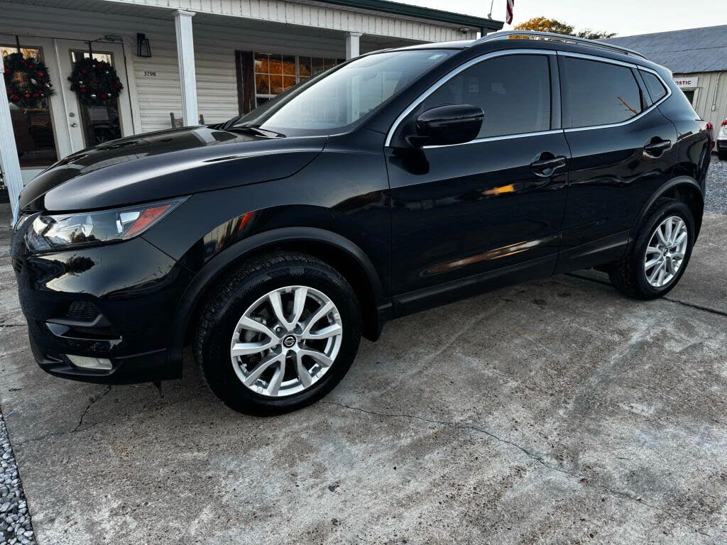2021 Nissan Rogue Sport SV FWD