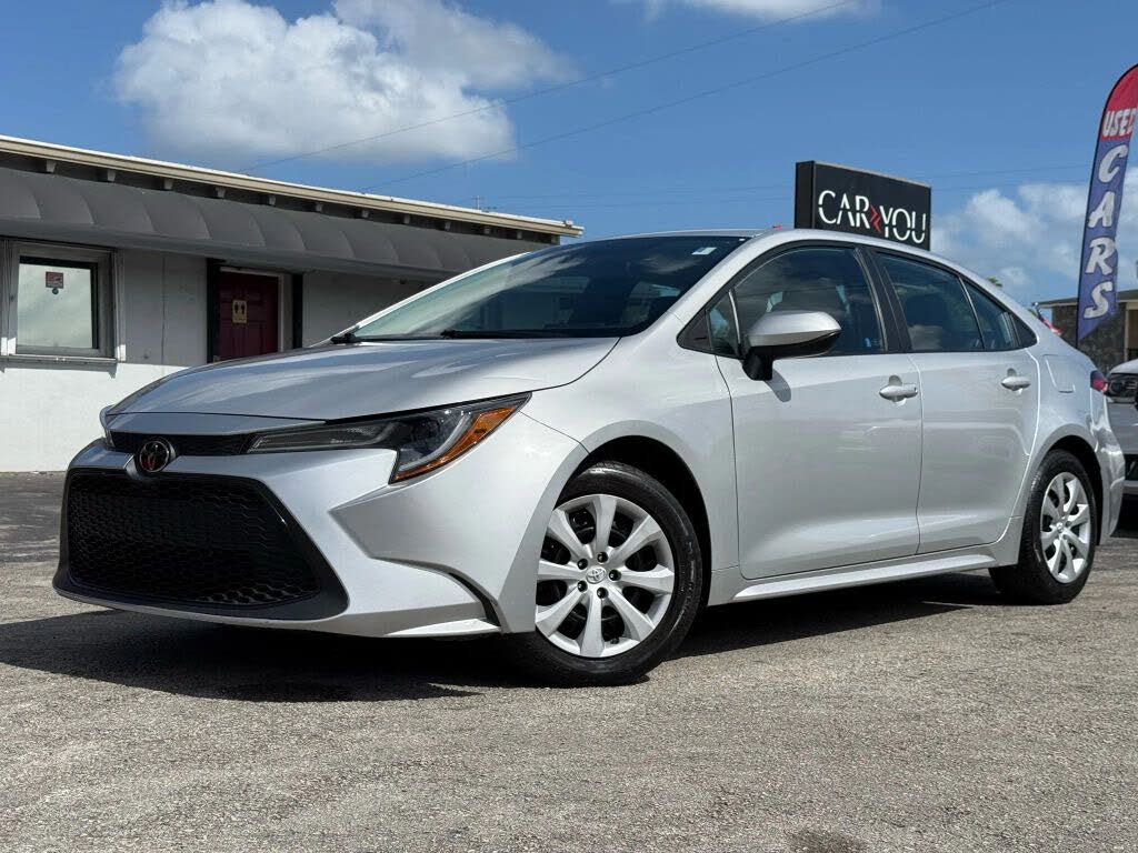 2022 Toyota Corolla LE FWD