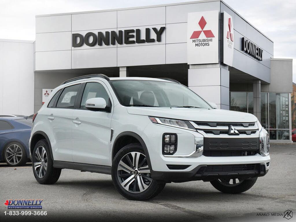 2025 Mitsubishi RVR SEL AWC