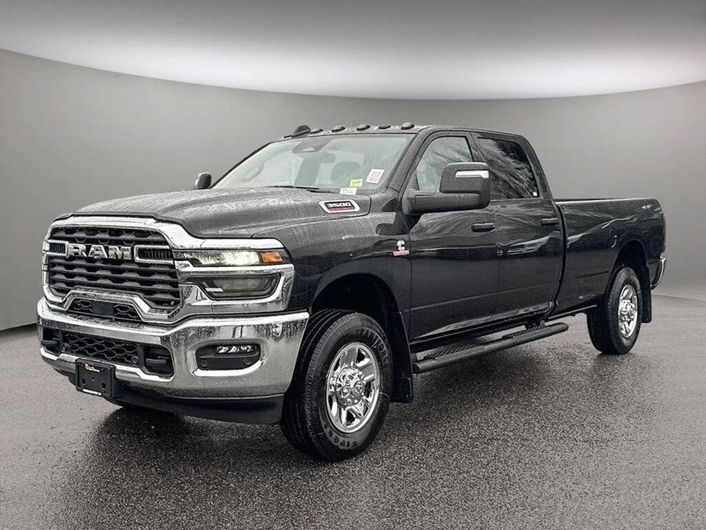 2026 RAM 3500 Tradesman Crew Cab LB 4WD