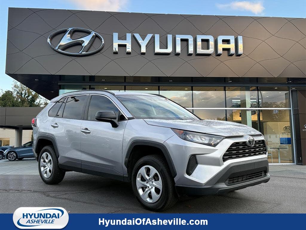 2021 Toyota RAV4 LE AWD