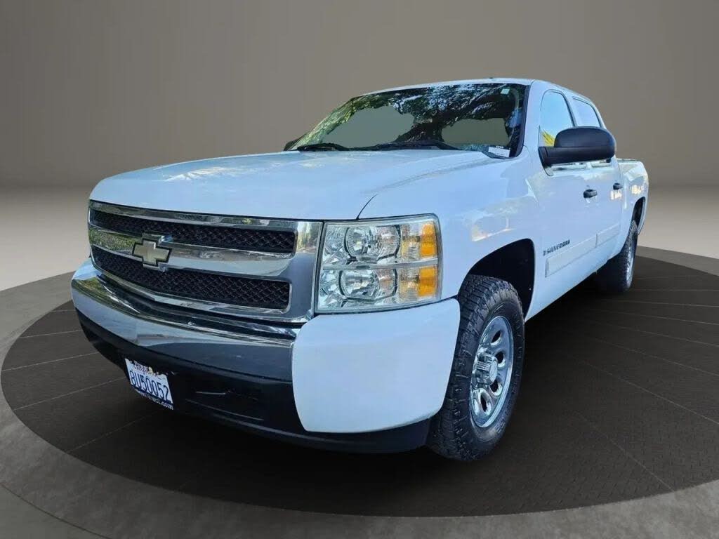 2008 Chevrolet Silverado 1500 LS Crew Cab RWD