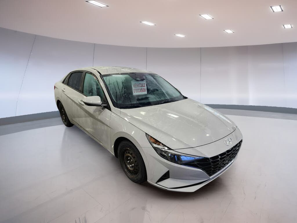 2022 Hyundai Elantra Preferred FWD