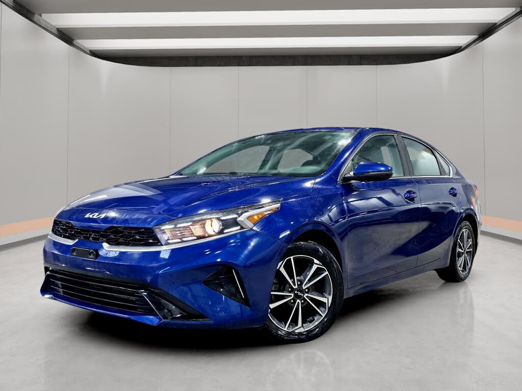 2022 Kia Forte EX FWD