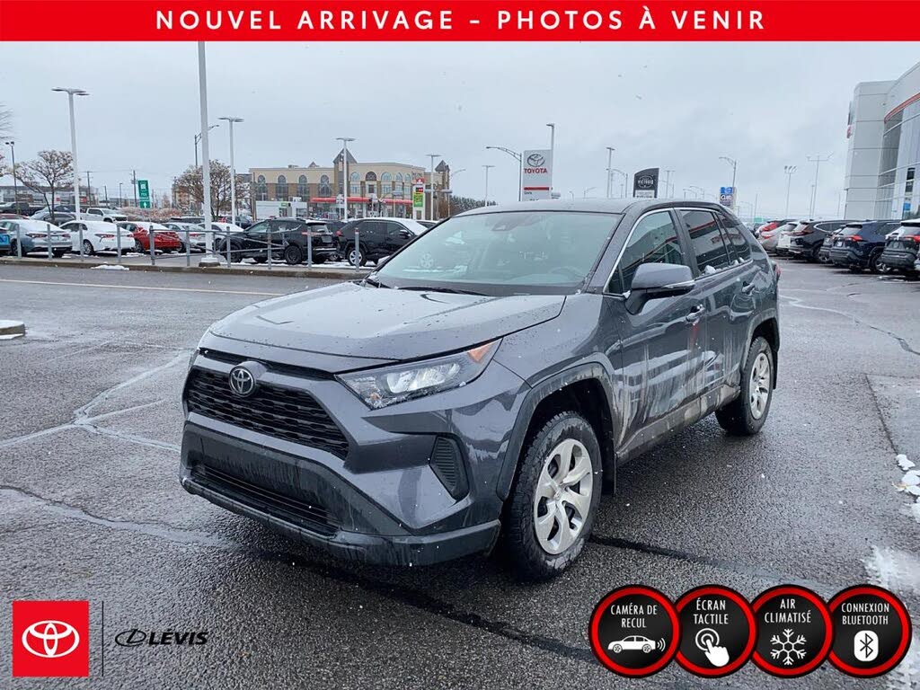 2022 Toyota RAV4 LE AWD