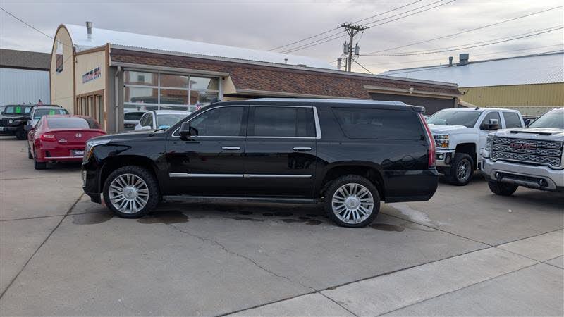 2017 Cadillac Escalade ESV Platinum 4WD