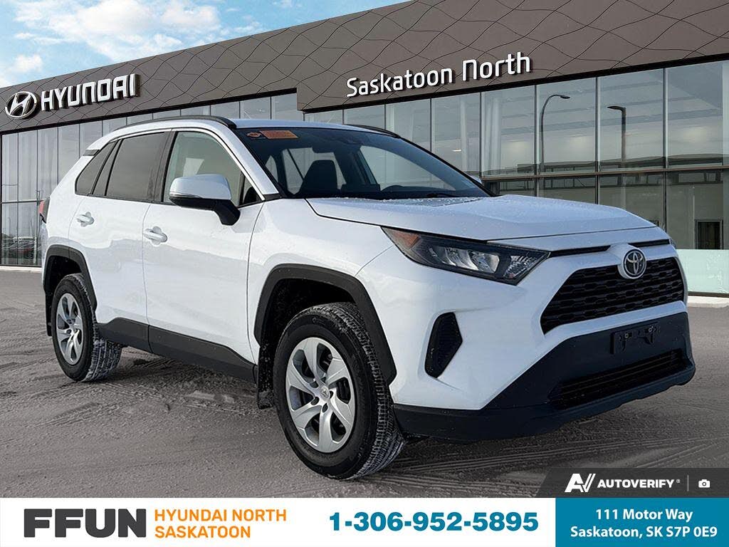 Toyota RAV4 LE AWD 2021