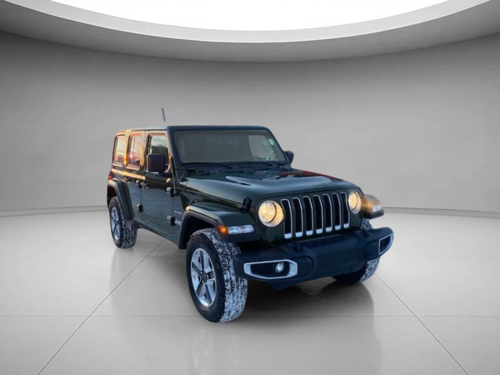 Jeep Wrangler Sahara 4-Door 4WD 2023