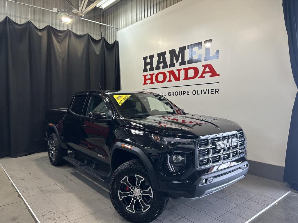 2025 GMC Canyon AT4 Crew Cab 4WD