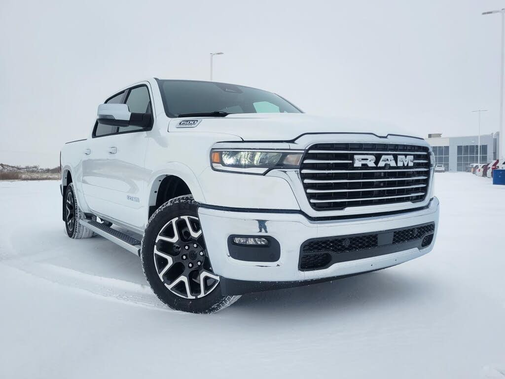 2026 RAM 1500 Laramie Crew Cab 4WD