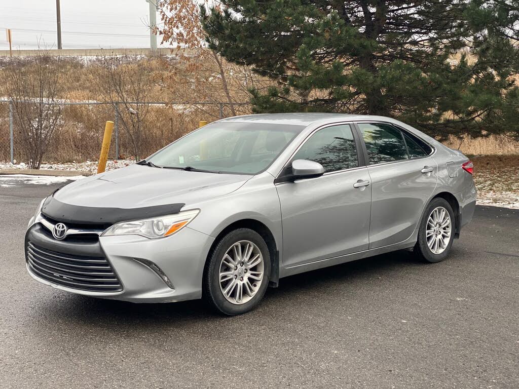 Toyota Camry SE 2015
