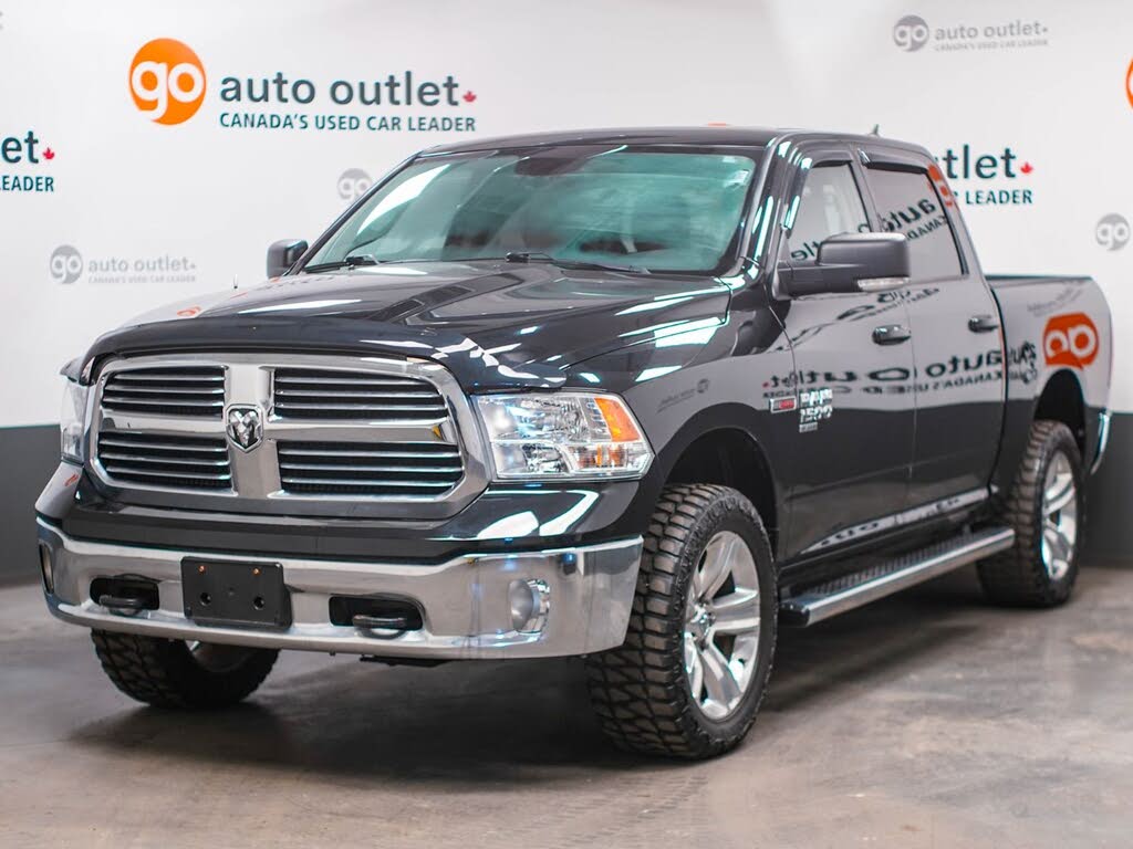 RAM 1500 Classic SLT Crew Cab 4WD 2019
