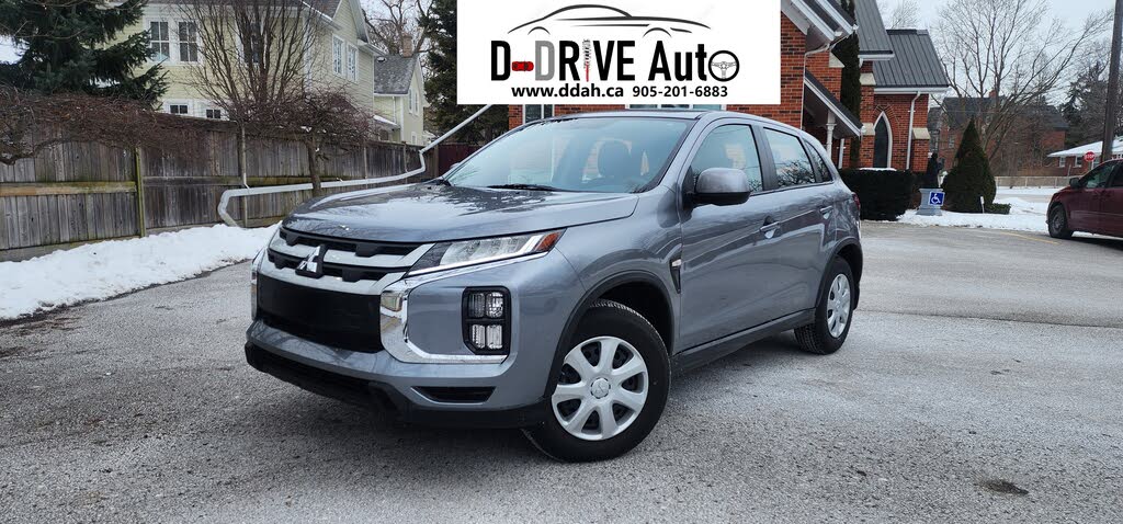 2023 Mitsubishi RVR ES AWC