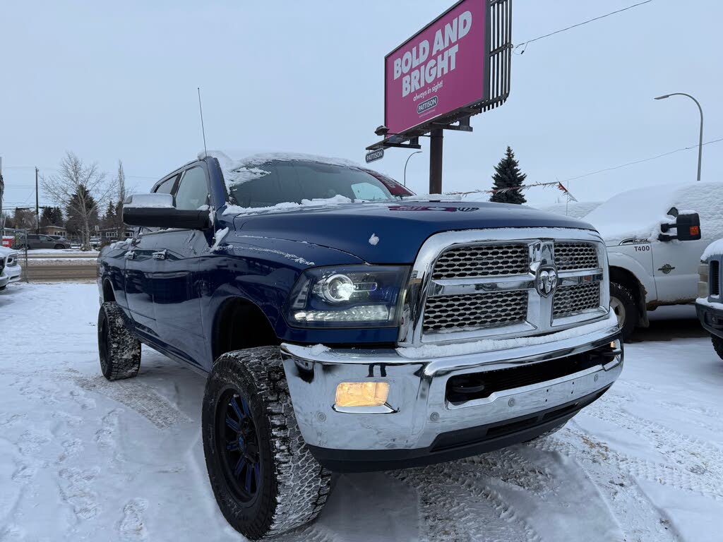 2016 RAM 3500 Laramie Crew Cab 4WD