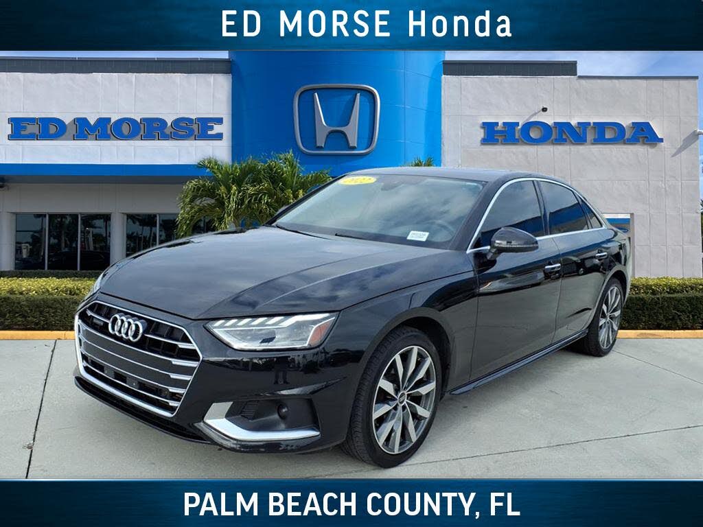 2022 Audi A4 quattro Premium Plus 40 TFSI AWD