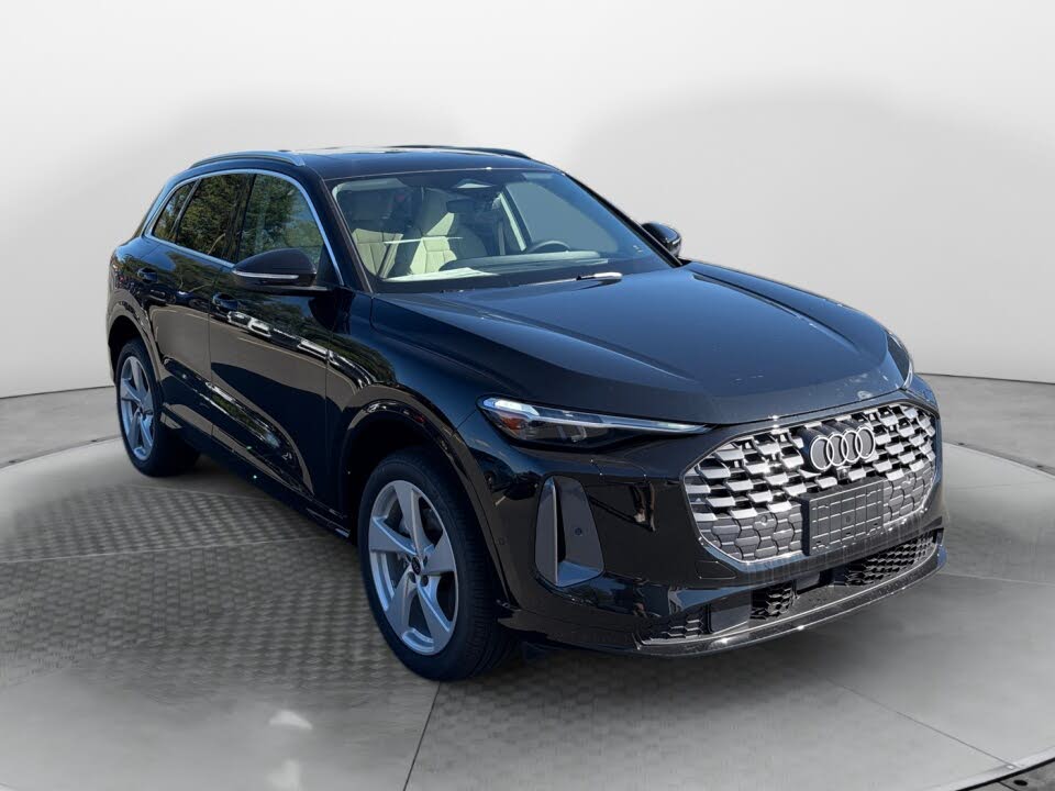 2025 Audi Q5 quattro Premium Plus 40 TFSI