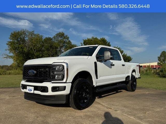 2026 Ford F-250 Super Duty XL Crew Cab 4WD
