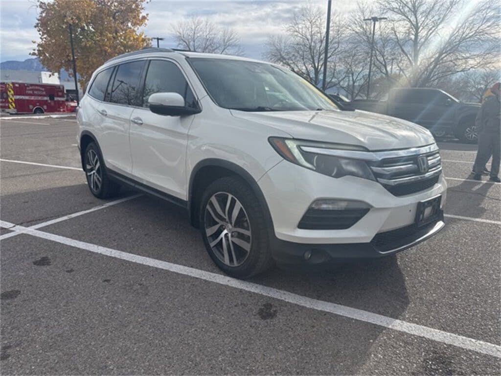 2017 Honda Pilot Elite AWD