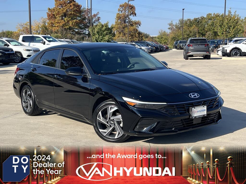 2025 Hyundai Elantra SEL Convenience FWD