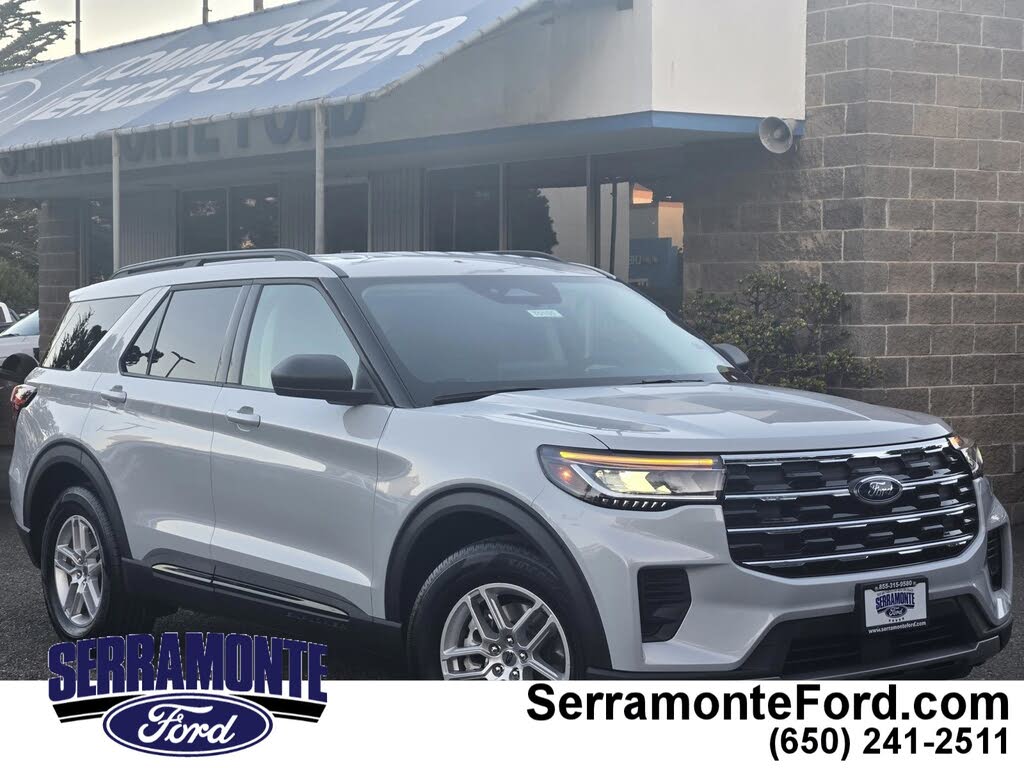 2026 Ford Explorer Active RWD