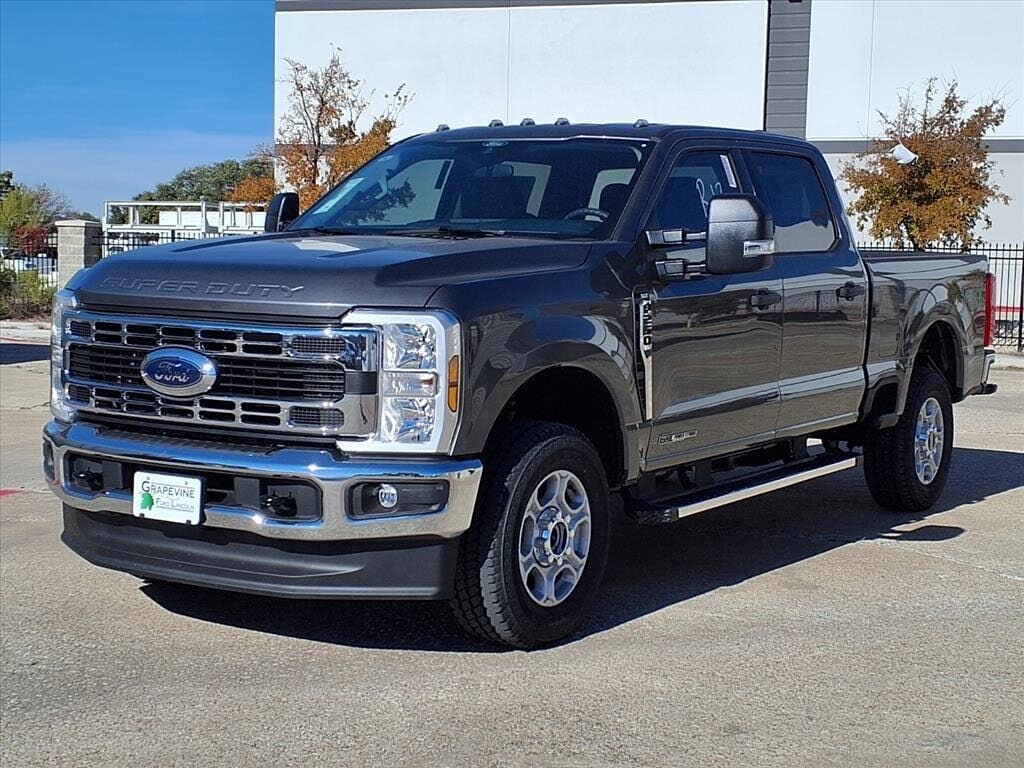 2026 Ford F-250 Super Duty XLT Crew Cab 4WD