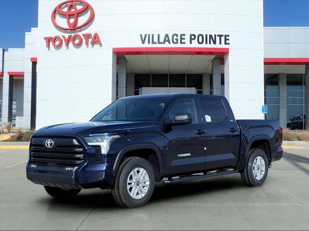 2026 Toyota Tundra SR5 CrewMax Cab 4WD