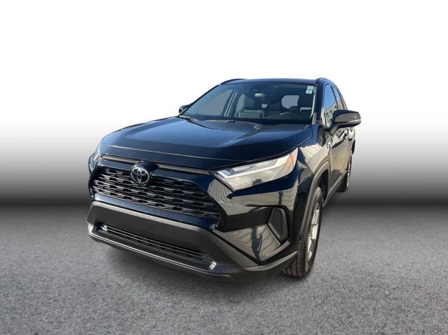 2023 Toyota RAV4 XLE FWD