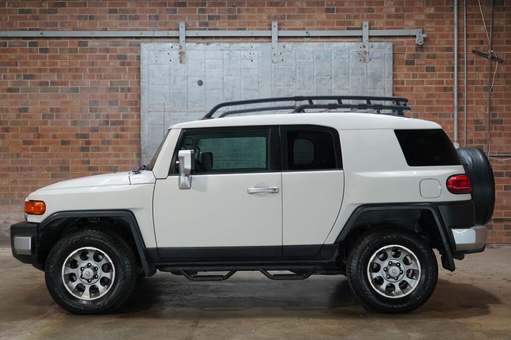 2011 Toyota FJ Cruiser 4WD