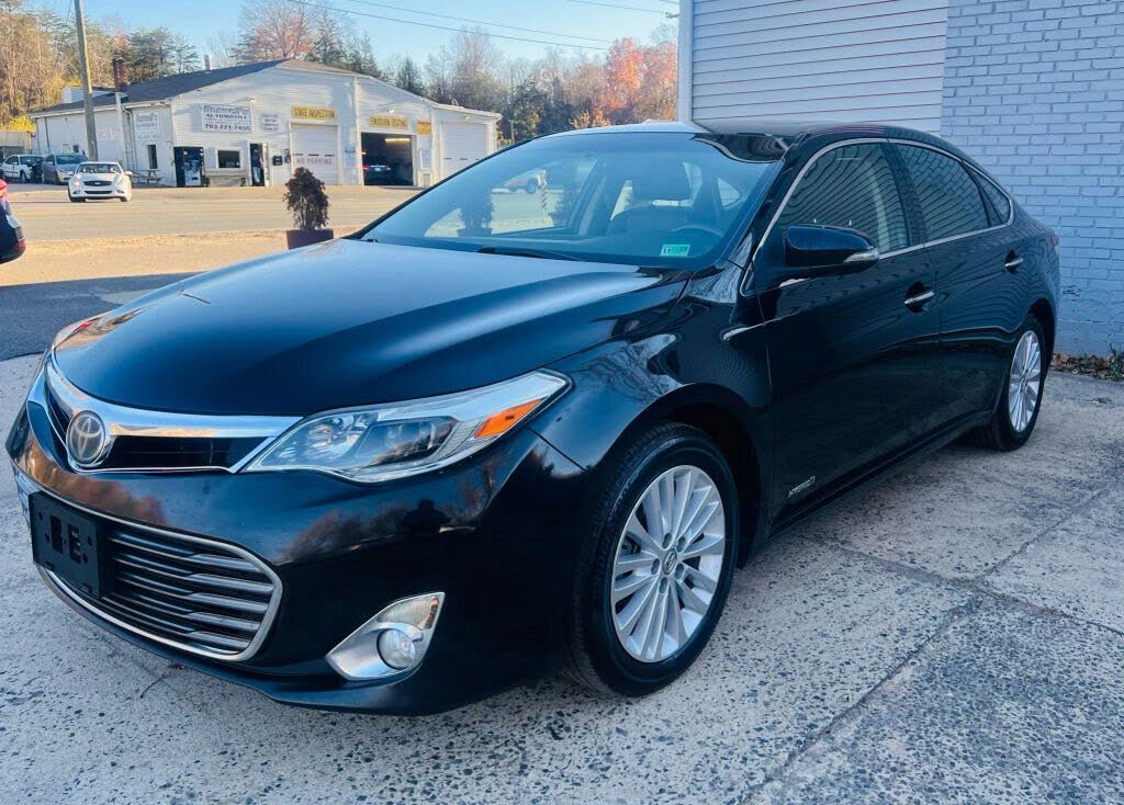 2014 Toyota Avalon Hybrid XLE Premium FWD
