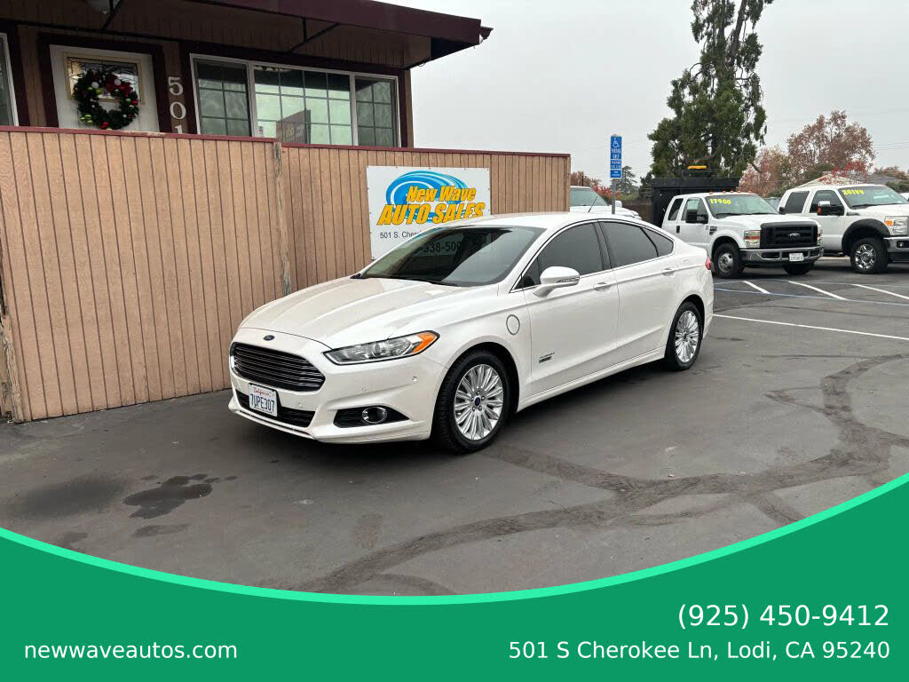 2016 Ford Fusion Energi SE Luxury
