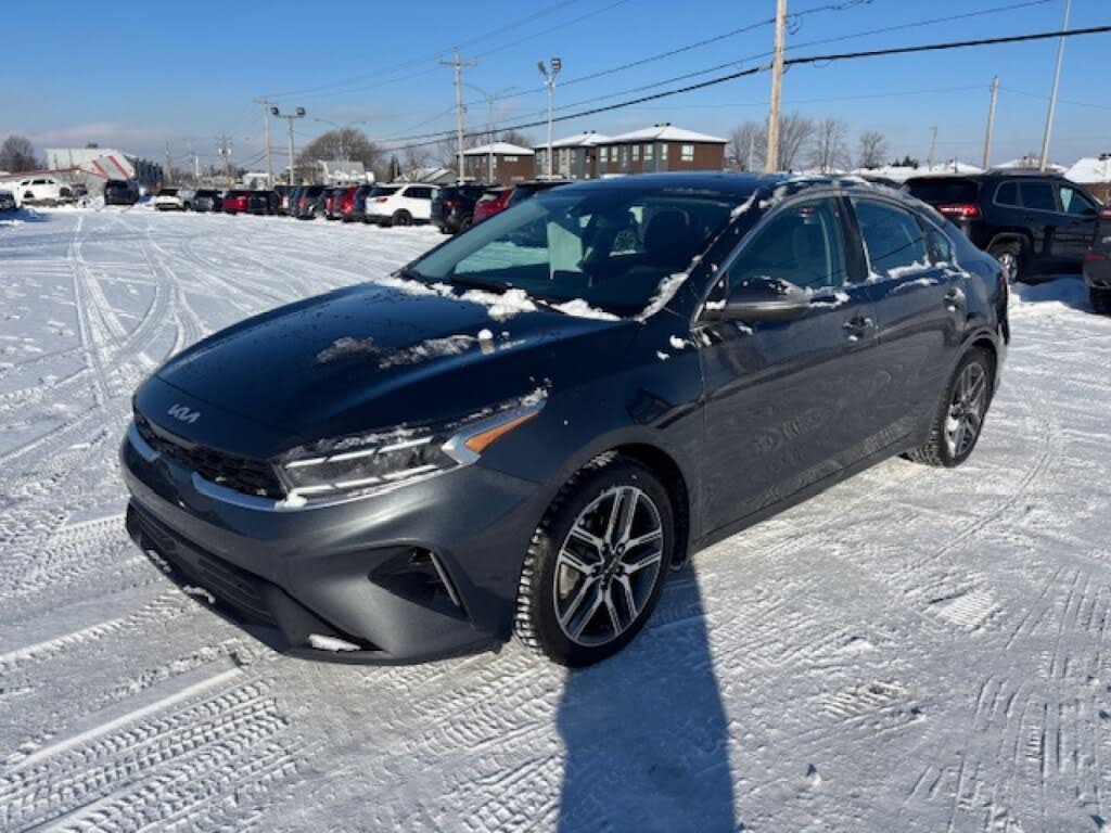 2022 Kia Forte EX FWD