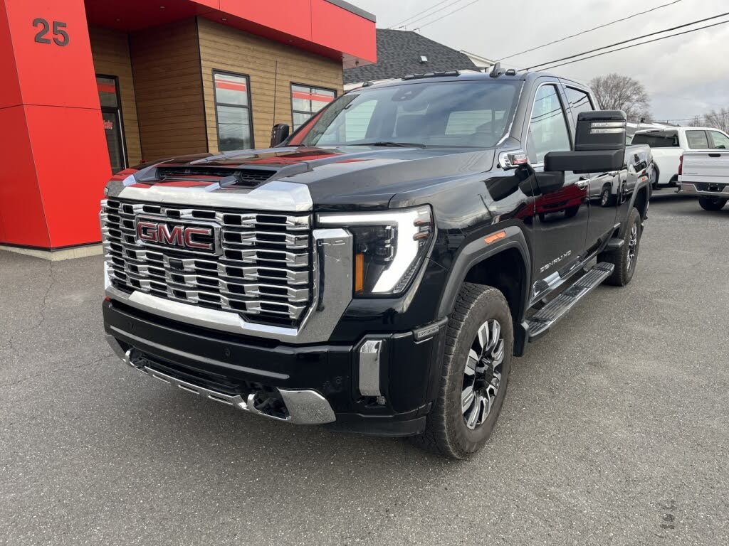2024 GMC Sierra 2500HD Denali Crew Cab 4WD
