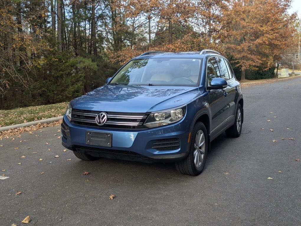 2017 Volkswagen Tiguan Wolfsburg 4Motion