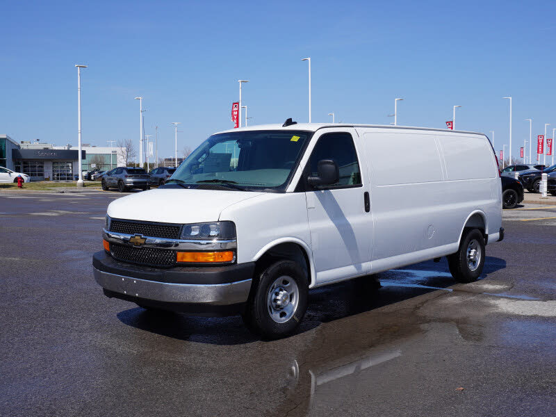 2025 Chevrolet Express Cargo 2500 RWD
