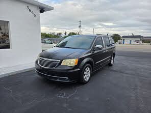 Chrysler Town & Country Touring FWD