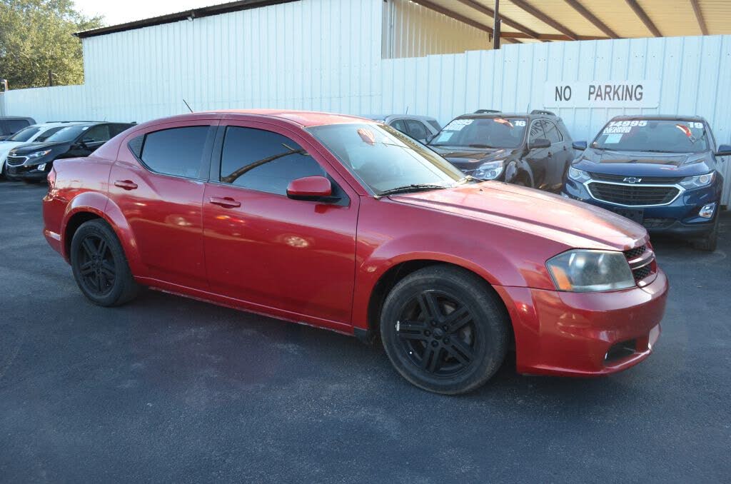 2012 Dodge Avenger SXT FWD