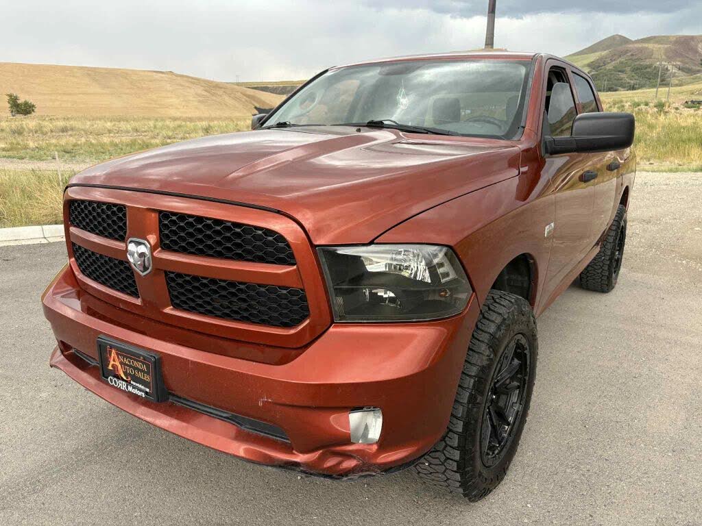 2013 RAM 1500 Express Crew Cab 4WD