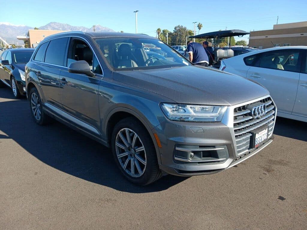 2019 Audi Q7 55 TFSI quattro Premium Plus