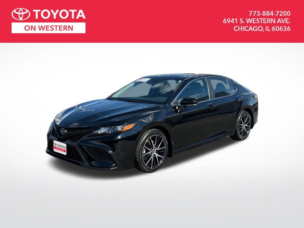 2024 Toyota Camry Hybrid SE FWD
