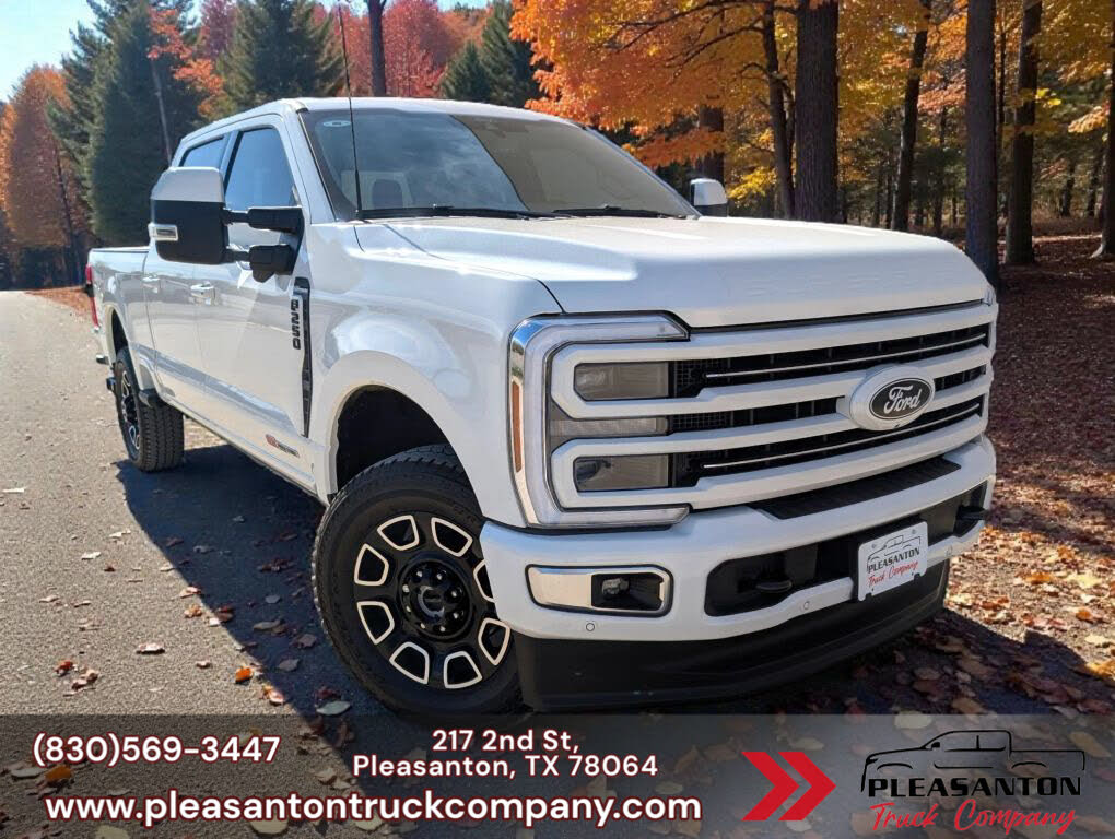 2025 Ford F-250 Super Duty Platinum Crew Cab 4WD