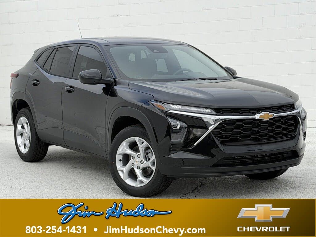 2026 Chevrolet Trax LS FWD