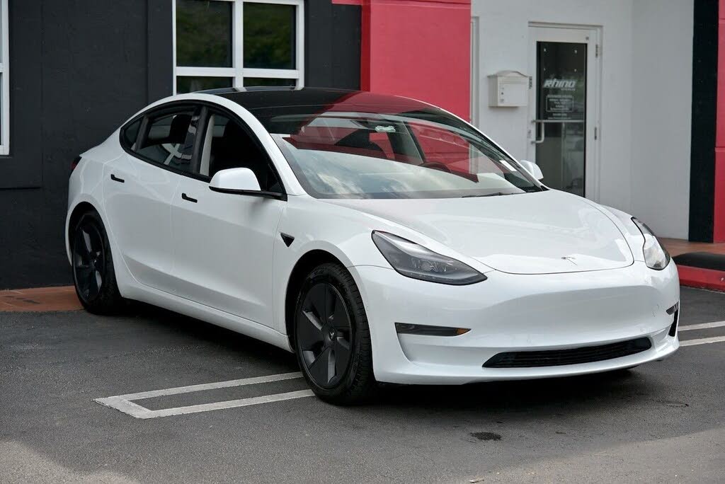2021 Tesla Model 3 Standard Range Plus RWD