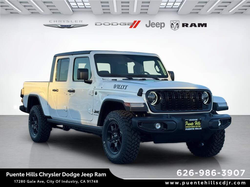 2025 Jeep Gladiator Willys Crew Cab 4WD