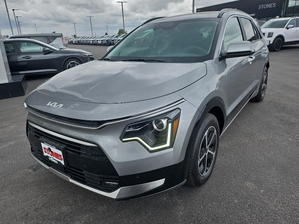 2025 Kia Niro SX FWD